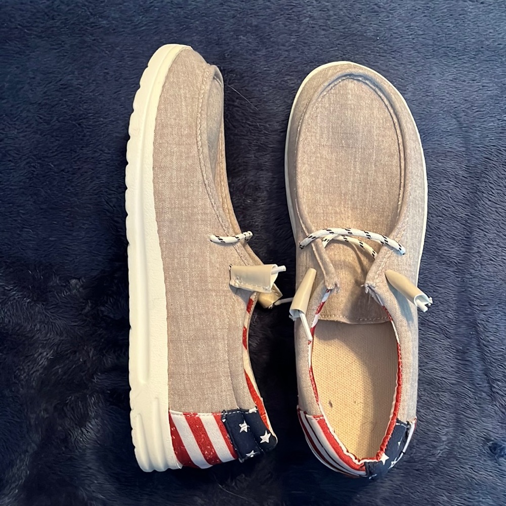 Knockoff Hey Dude shoes